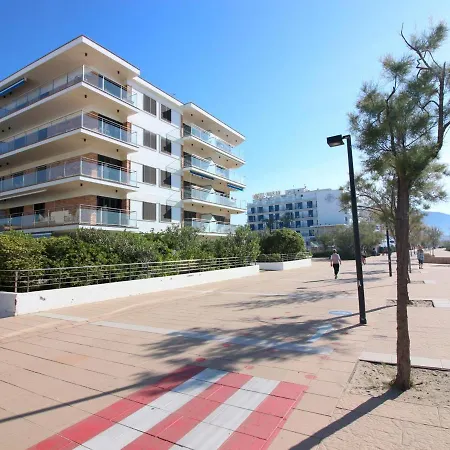 Renovado A 20m De La Playa En Con Terraza Y Parking - Es-228-124 Roses