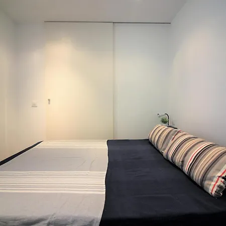 Apartment Renovado A 20m De La Playa En Con Terraza Y Parking - Es-228-124 *